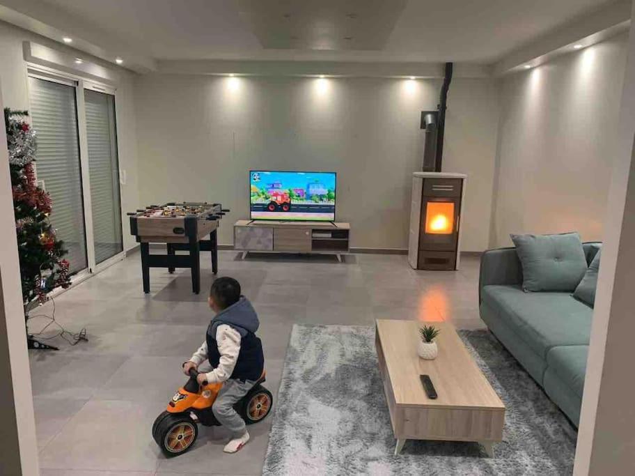 فيلا Une Maison Equipee Et Simple. نيفي المظهر الخارجي الصورة