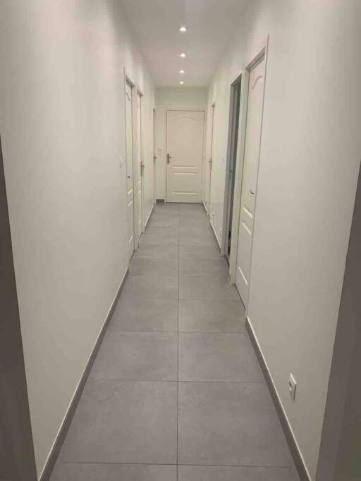 فيلا Une Maison Equipee Et Simple. نيفي المظهر الخارجي الصورة